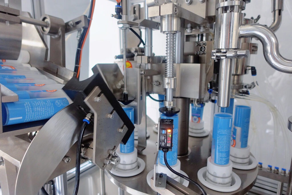 maszyny do rozlewania płynów linia rozlewnicza