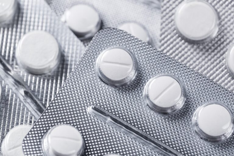 Blistry – Kompleksowy przewodnik po&nbsp;opakowaniach blistrowych i&nbsp;ich zastosowaniu